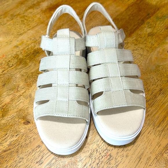 Tom’s Fisherman Sandals NWOT - Picture 1 of 5